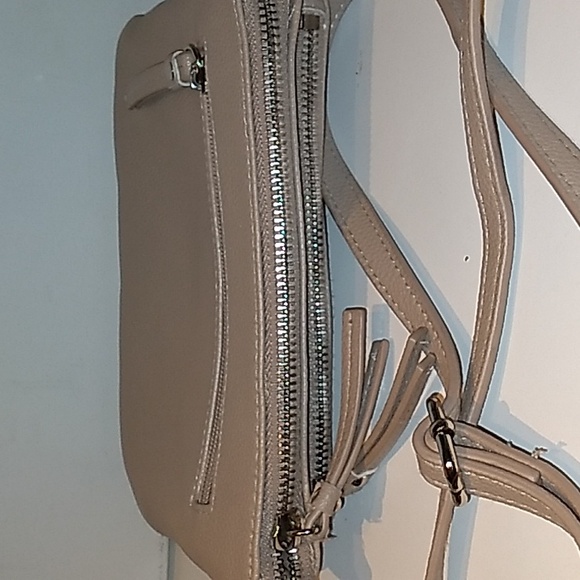 Small Rosetti Crossbody Bag - Picture 3 of 4